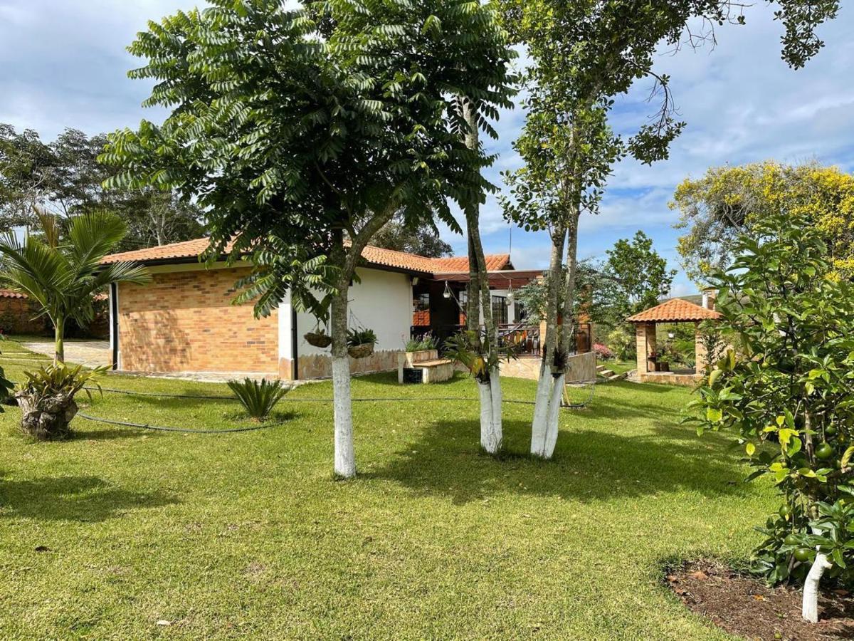 Casa De Campo Villa Tatiana- Mesa De Los Santos Los Santos  Exterior foto