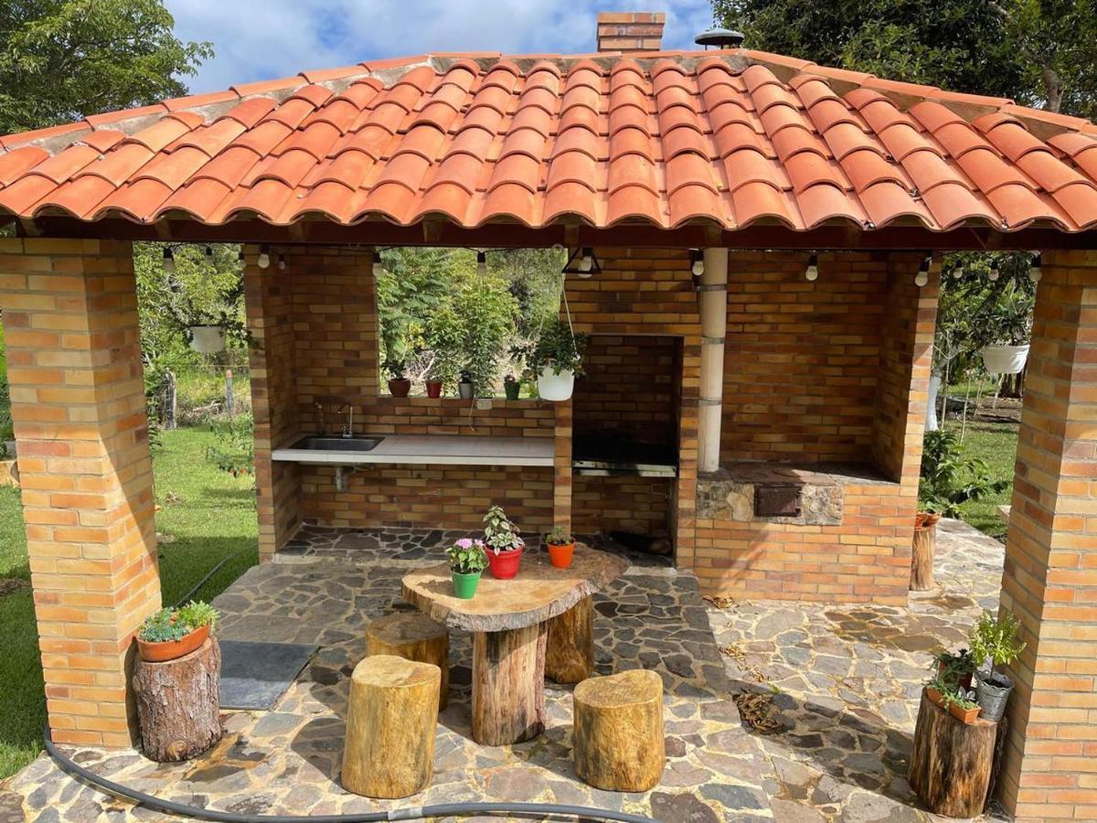Casa De Campo Villa Tatiana- Mesa De Los Santos Los Santos  Exterior foto